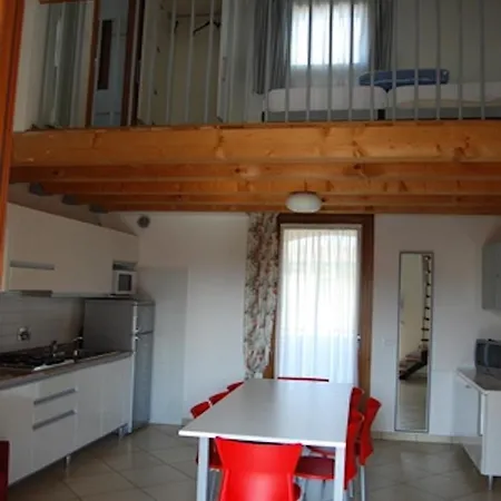 Amazing With Swimming Pool アパート *