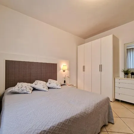 Bright Duplex With Swimming Pool And Terraces Apartment Bibione