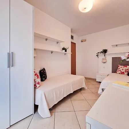 Apartment Bright Duplex With Swimming Pool And Terraces Bibione