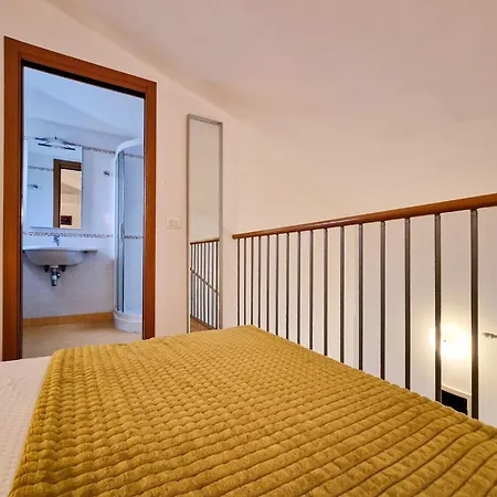 Apartment Bright Duplex With Swimming Pool And Terraces