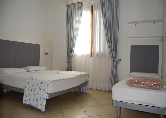 Bright Duplex With Swimming Pool And Terraces